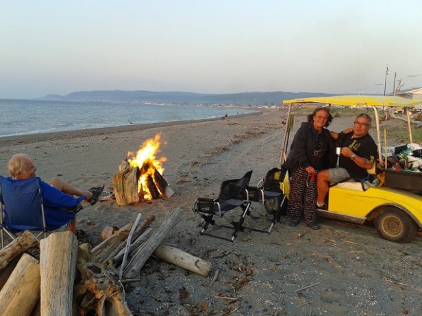 Didi and Francis at the bonfire.