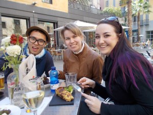 Won-Seob (What's up), Olga and Ariane